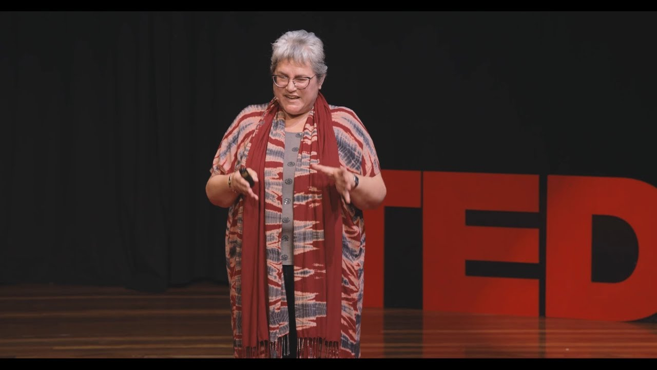 ENSPIRING.ai: Uplifting Refugee Women through Fashion and Connection - Helen ALTSHUL - TEDxKitisuru