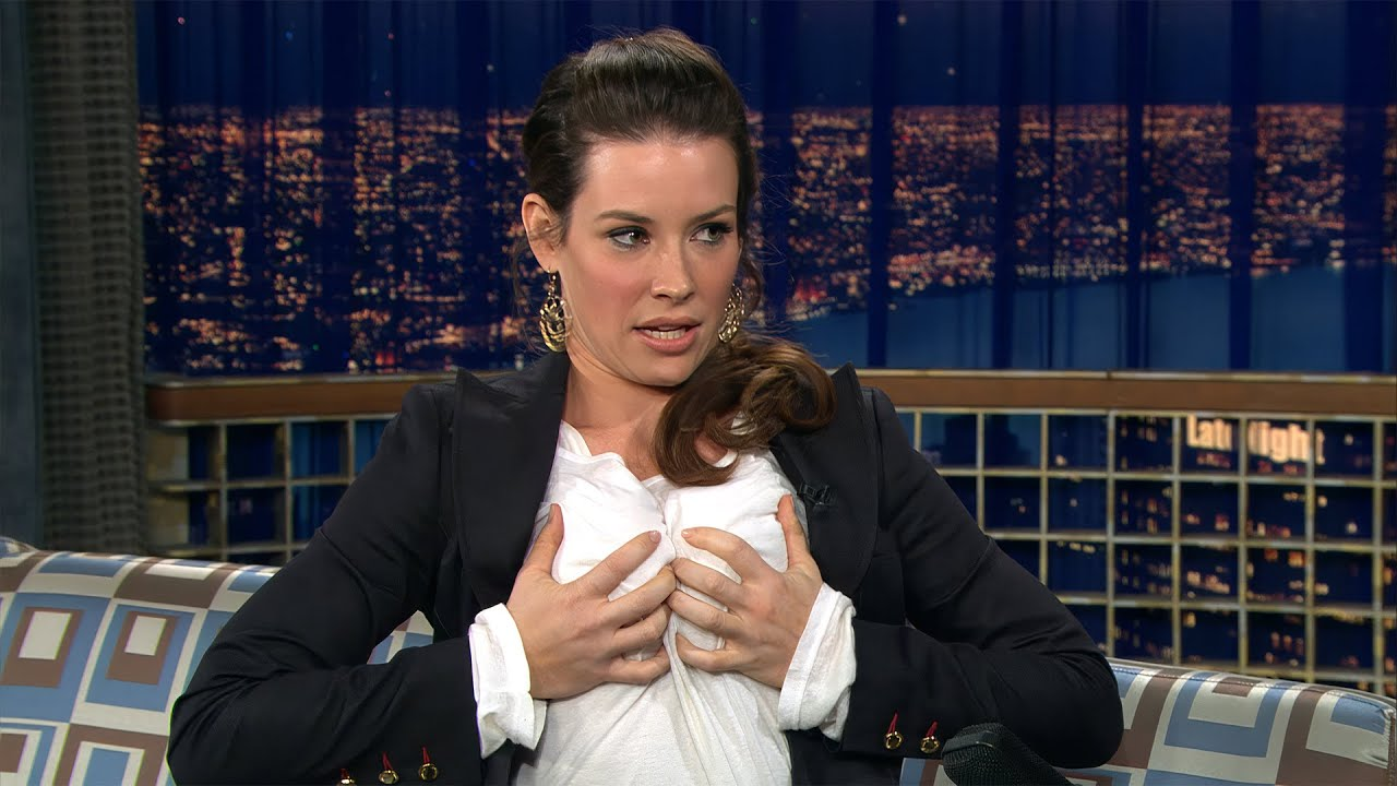 ENSPIRING.ai: Evangeline Lilly Is Attracted to "Lost" Geeks - Late Night with Conan OBrien