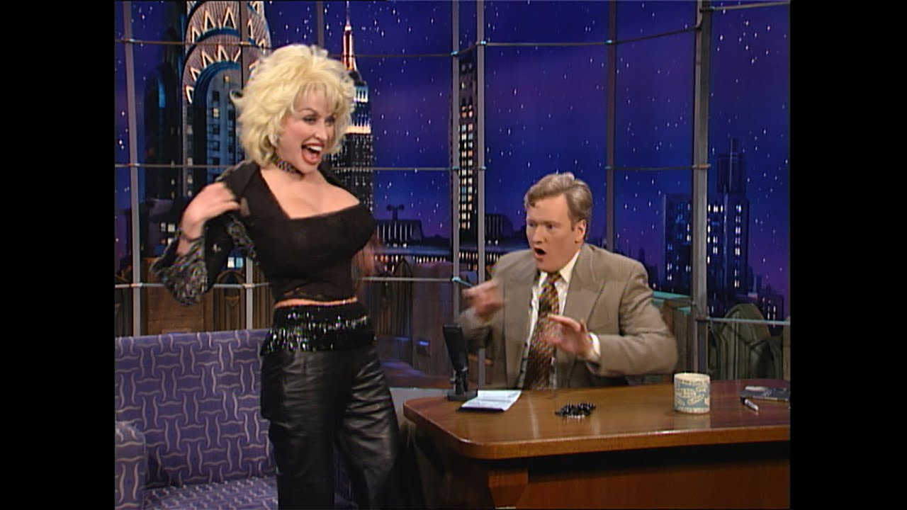 ENSPIRING.ai: Dolly Parton Does a Striptease - Late Night with Conan OBrien